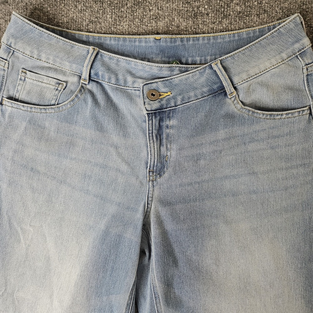 Halara Asymmetrical Wide Leg Jeans Size Medium Stretch Light Wash - Picture 2 of 8